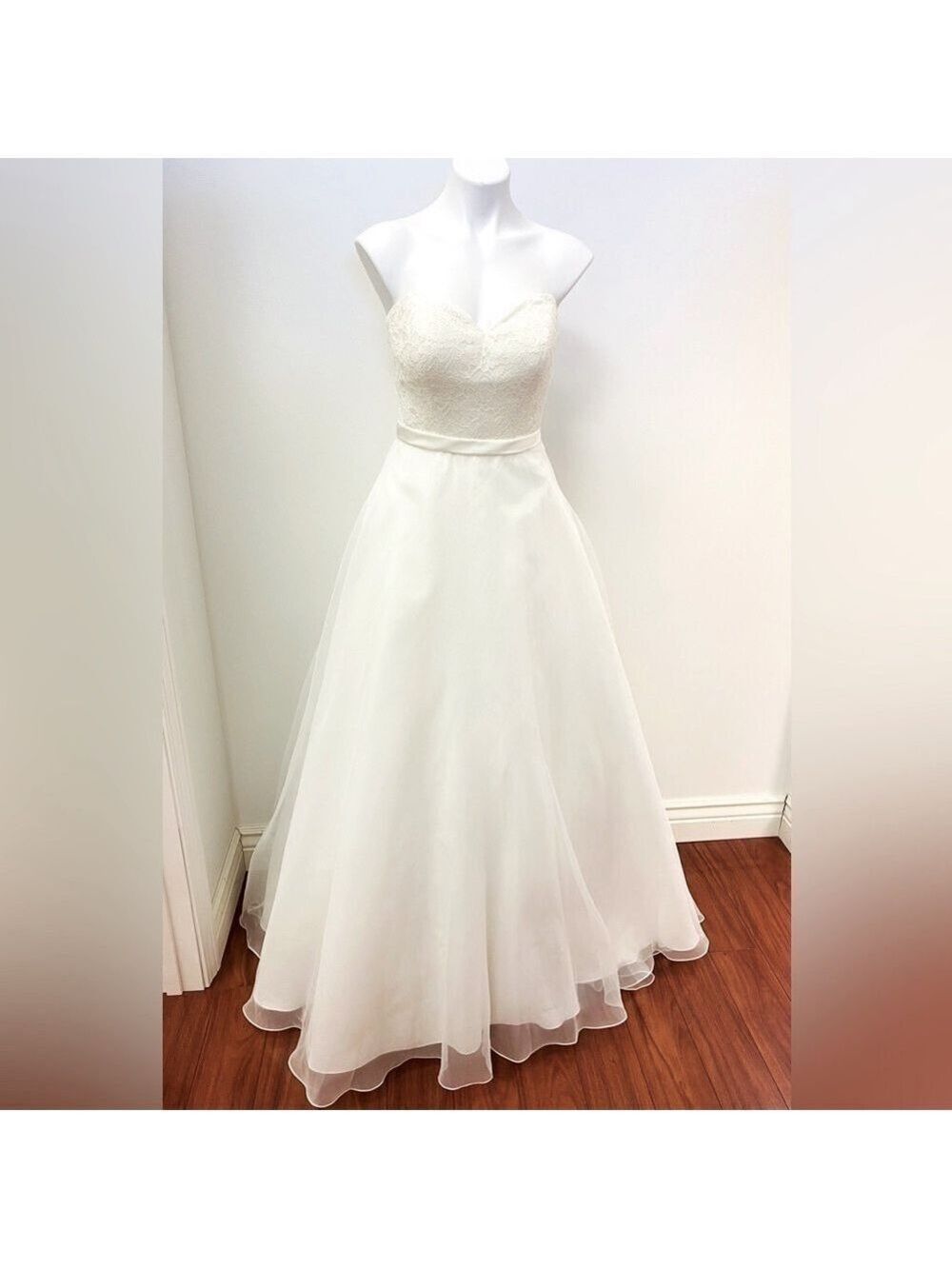 Size 10 12 Ivory A-Line wedding dress ball gown lace organza Ella Rosa NWT